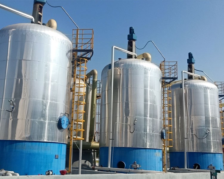 钢衬聚四氟乙烯（PTFE)储罐